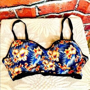 Victoria’s Secret PINK padded bra blue floral